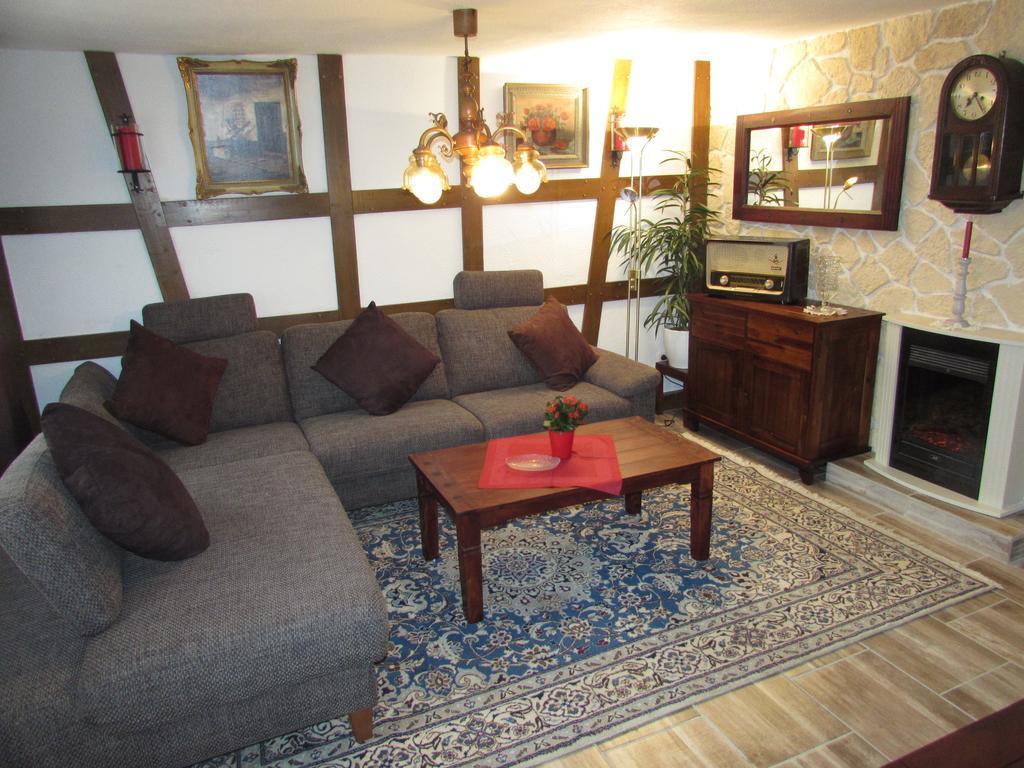Eifel Quartier Ferienhaus 梅谢尼希 外观 照片